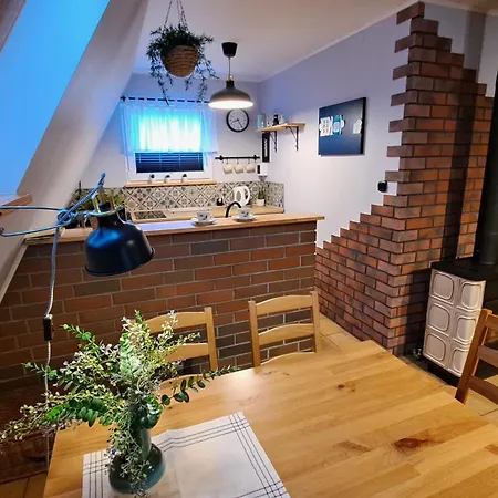 Bukowy Caloroczny Apartament Sierakow (Greater Poland)